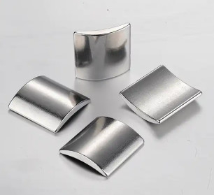 เครื่องกำเนิดไฟฟ้า Neodymium Arc Magnets, Super Strong Magnetic Industrial Magnets ตัวอย่างฟรี